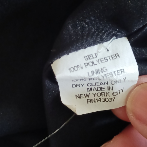 Hunter Bell Asymmetrical  Handkerchief Hem Floral Midi Dress - Picture 12 of 15